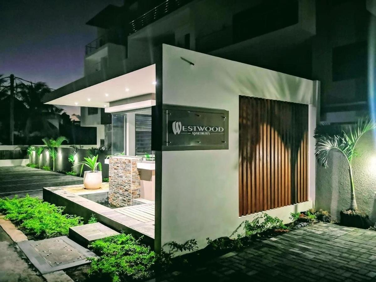 Westwood Apartments Flic-en-Flacq 外观 照片